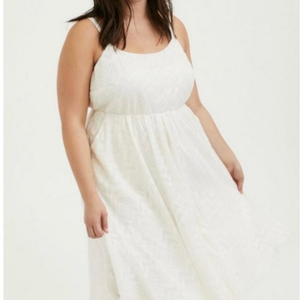 Torrid White Sleeveless Maxi Dress